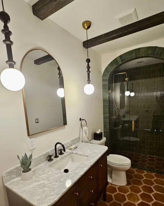 Baño reformado por Bastos Solutions Corp